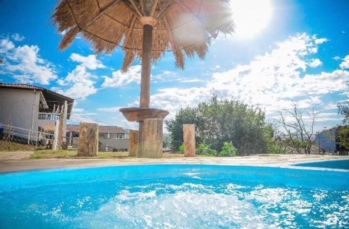 Chacara 4 Quartos Com Piscina Сокоро Екстериор снимка