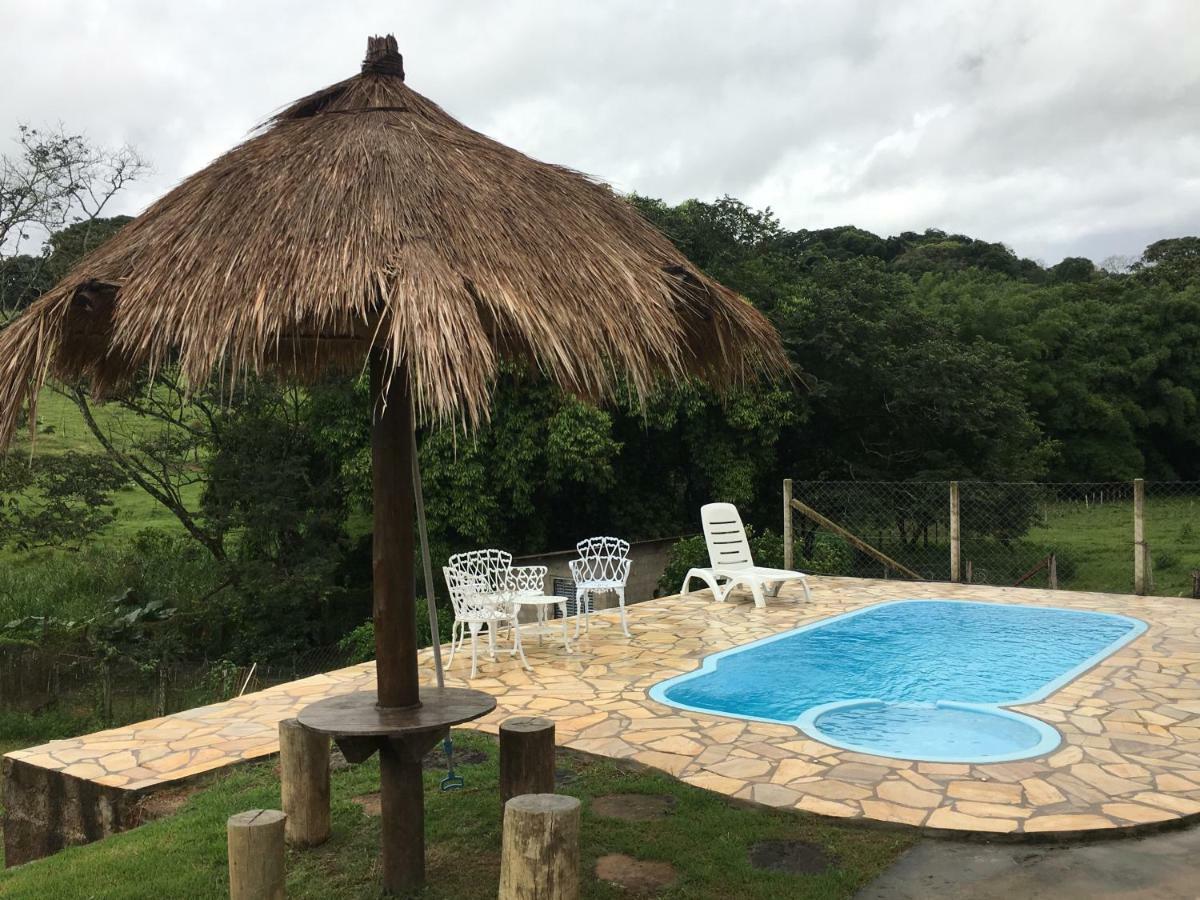 Chacara 4 Quartos Com Piscina Сокоро Екстериор снимка